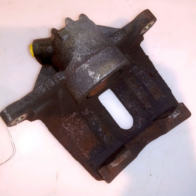 Etrier de frein avant gauche occasion PEUGEOT 206 Phase 2 02-2003->02-2009 1.4 HDI 70ch 4400P0 2