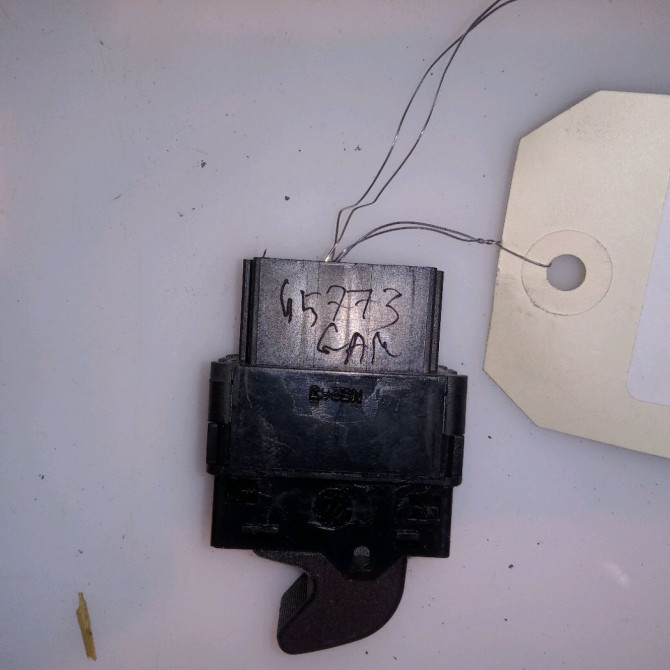 Commande leve-glace porte arrière droite occasion PEUGEOT 206 Phase 2 02-2003->02-2009 1.4 HDI 70ch 3