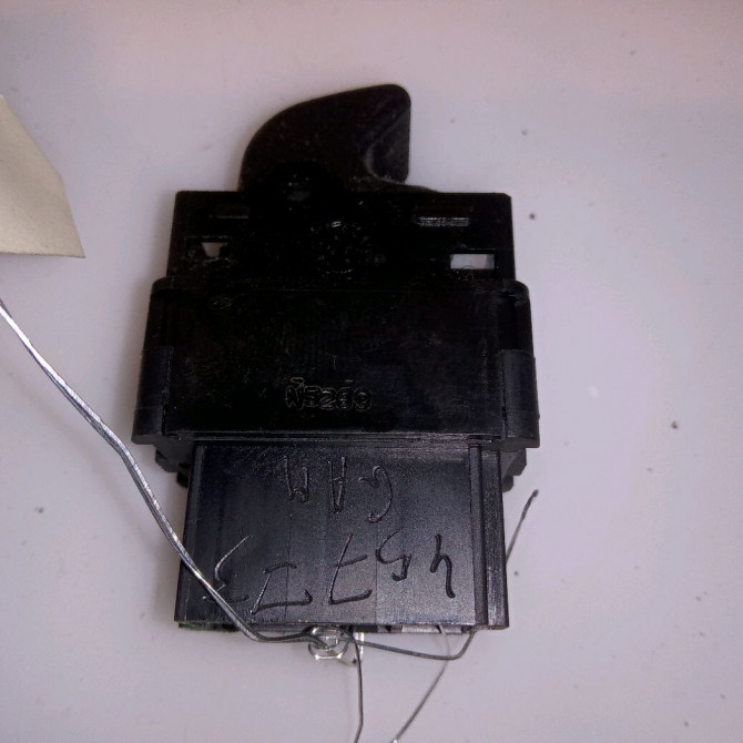 Commande leve-glace porte arrière gauche occasion PEUGEOT 206 Phase 2 02-2003->02-2009 1.4 HDI 70ch 3