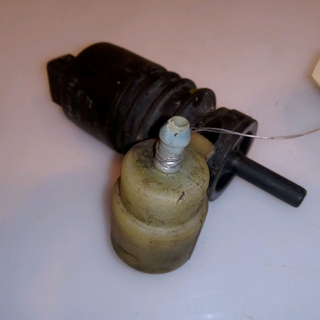 Pompe lave-glace avant occasion OPEL ZAFIRA I Phase 1 03-1999->07-2005 2.2 DTI 16v 125ch 90585762