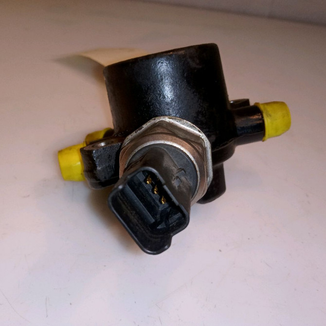 Rampe injection occasion FORD TRANSIT CONNECT I 1445928 3