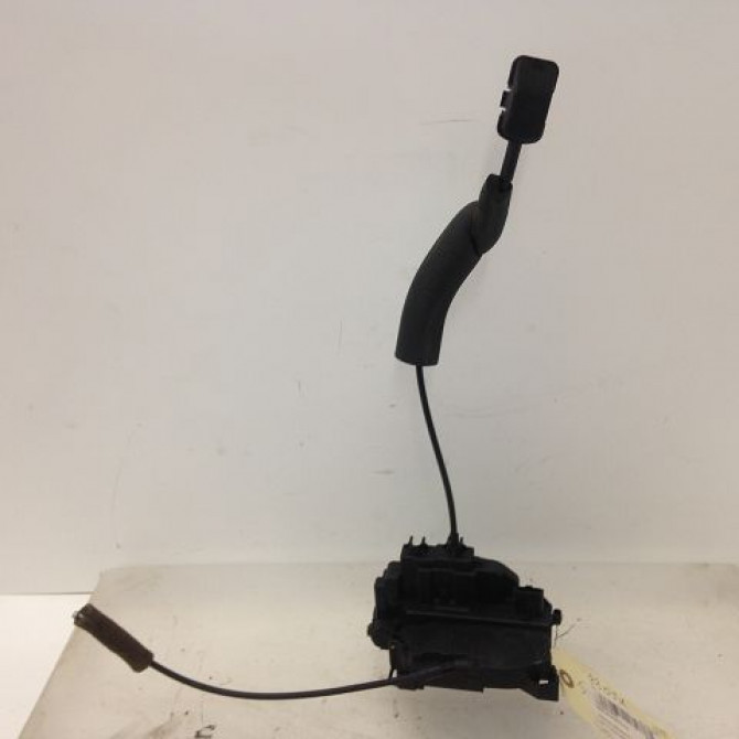 Serrure porte avd occasion RENAULT MEGANE III Phase 1 11-2008->01-2012 1.4 TCE 16v 130ch 805020001R 1