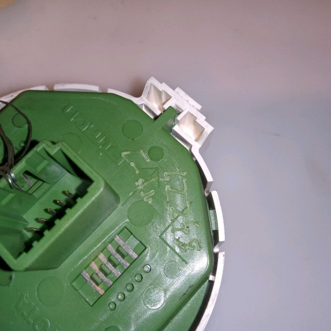 Bouton de warning occasion TOYOTA YARIS III YARIS III Phase 1 2011-03-01->2015-04-30 1.5 100ch 3