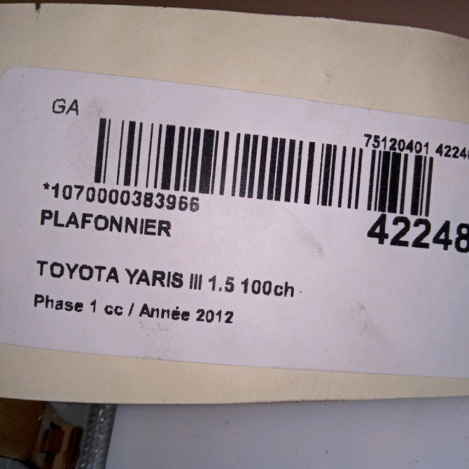 Plafonnier occasion TOYOTA YARIS III YARIS III Phase 1 2011-03-01->2015-04-30 1.5 100ch 812600D070B0 4