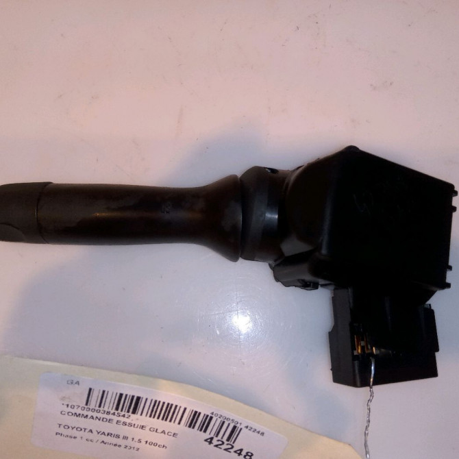 Commande essuie glace occasion TOYOTA YARIS III YARIS III Phase 1 2011-03-01->2015-04-30 1.5 100ch 846520D180 2