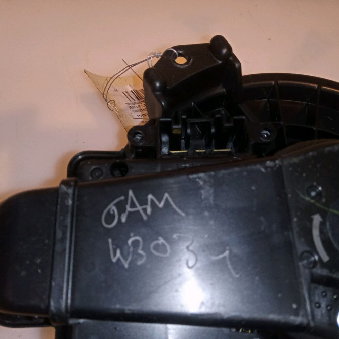 Ventilateur de chauffage occasion TOYOTA YARIS III YARIS III Phase 1 2011-03-01->2015-04-30 1.5 100ch 871030D220 4