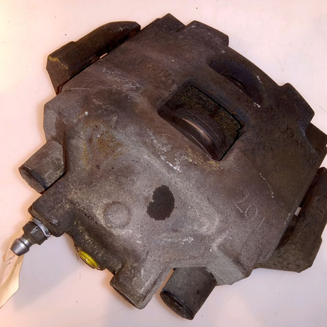 Etrier de frein avant gauche occasion TOYOTA YARIS III YARIS III Phase 1 2011-03-01->2015-04-30 1.5 100ch 477500D200 1