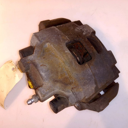 Etrier de frein avant droit occasion TOYOTA YARIS III YARIS III Phase 1 2011-03-01->2015-04-30 1.5 100ch 477300D200