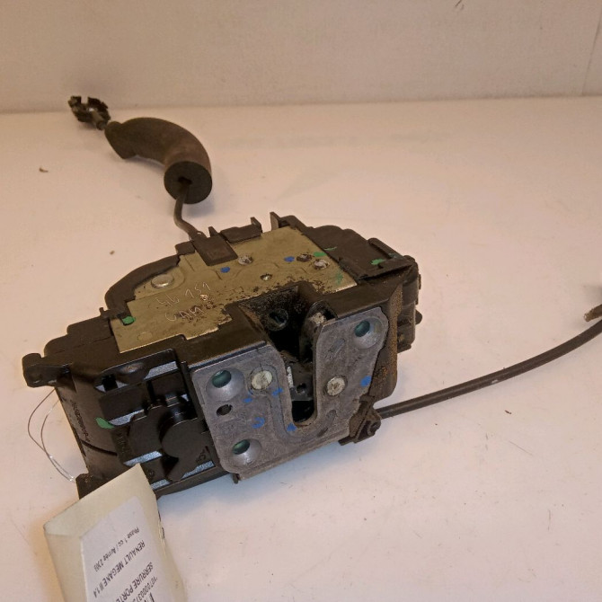 Serrure porte avd occasion RENAULT MEGANE III Phase 1 11-2008->01-2012 1.4 TCE 16v 130ch 805020001R 1