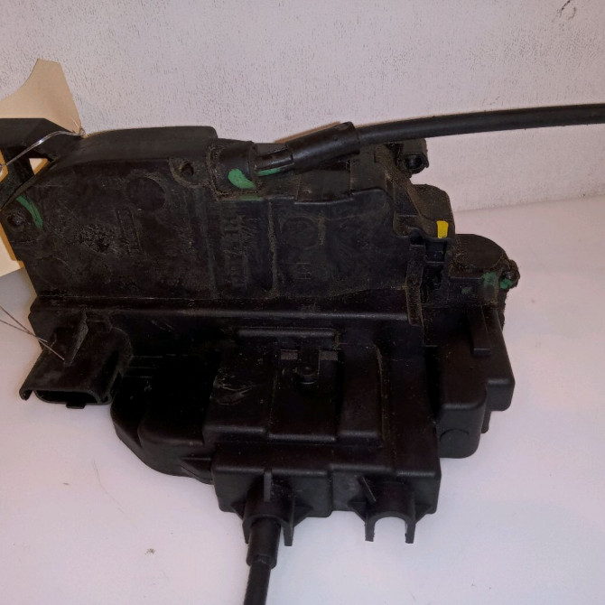 Serrure porte avd occasion RENAULT MEGANE III Phase 1 11-2008->01-2012 1.4 TCE 16v 130ch 805020001R 3