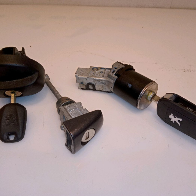 Kit serrures + antivol occasion PEUGEOT 2008 phase 2 06-2016->... 1608094980 1