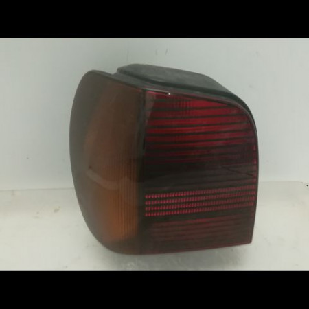 Feu arrière gauche occasion VOLKSWAGEN POLO III Phase 1 10-1994->11-1999 1.4 6N0945095