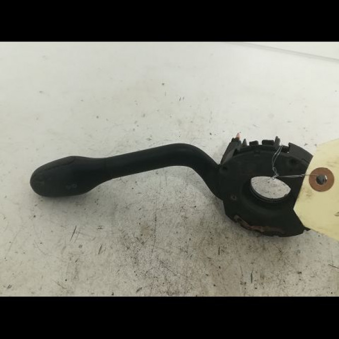 Commande clignotant occasion VOLKSWAGEN POLO III Phase 1 10-1994->11-1999 1.4 60ch 6N095351301C 1