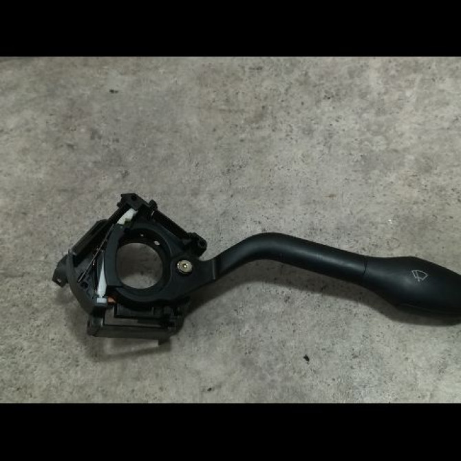 Commande essuie glace occasion VOLKSWAGEN POLO III Phase 1 10-1994->11-1999 1.4 1H095351901C 1