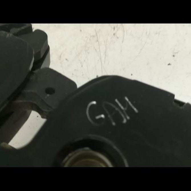 Serrure hayon occasion VOLKSWAGEN POLO III Phase 1 10-1994->11-1999 1.4 6N0827505A 3