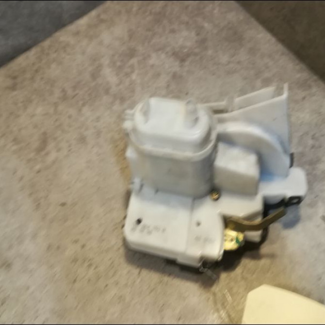 Serrure porte arg occasion VOLKSWAGEN POLO III Phase 1 10-1994->11-1999 1.6 6N4839015B 2