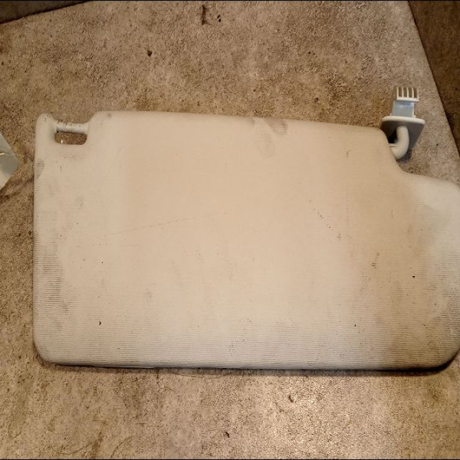 Pare-soleil gauche occasion VOLKSWAGEN POLO III Phase 2 11-1999->12-2001 1.4i 75ch 6N0857551F2F4 2