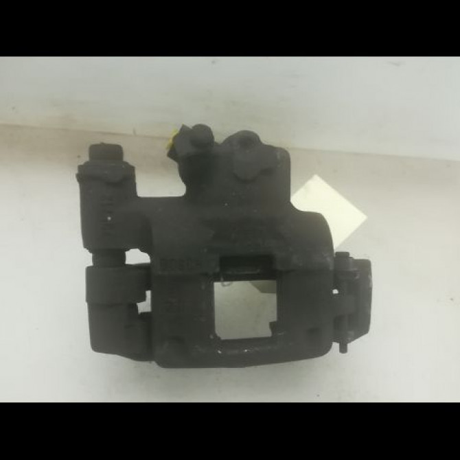 Etrier de frein avant droit occasion FIAT PUNTO II Phase 1 10-1999->05-2003 77364842 1