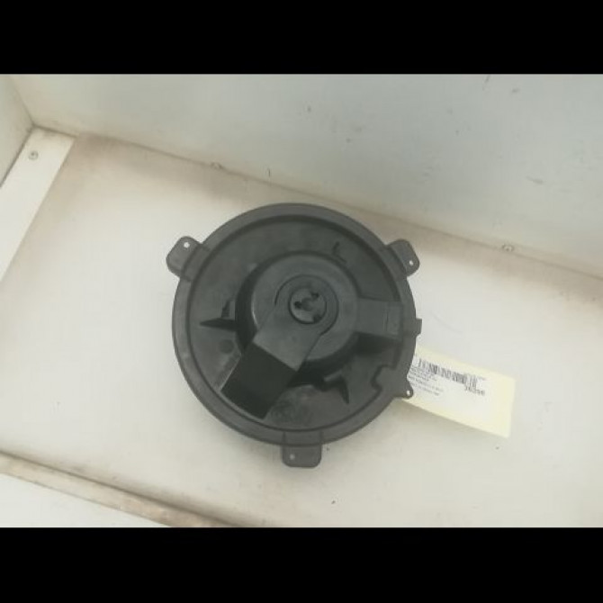 Ventilateur de chauffage occasion FIAT PUNTO I Phase 1 11-1993->10-1999 1.2i 60ch 46721251 2