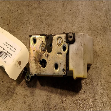 Serrure porte arg occasion FIAT PUNTO I Phase 1 11-1993->10-1999 1.2i 60ch 46759844
