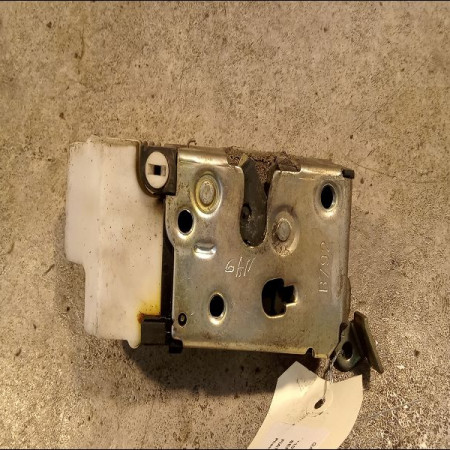 Serrure porte ard occasion FIAT PUNTO I Phase 1 11-1993->10-1999 1.2i 60ch 46759841