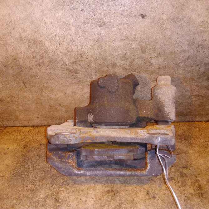 Etrier de frein avant droit occasion FIAT 500 II 500 II Phase 1 2007-07-01->2016-03-31 1.2i 69ch 77364842 1