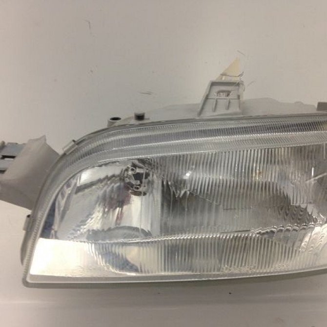 Phare gauche occasion FIAT PUNTO I Phase 1 11-1993->10-1999 55 46402650 1