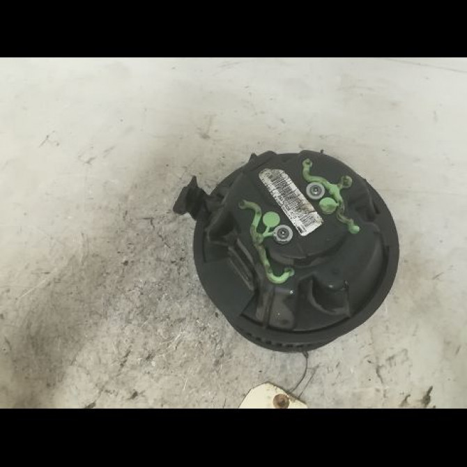 Ventilateur de chauffage occasion DACIA SANDERO I Phase 1 06-2008->10-2012 1.5 DCI 85ch 272106020R 2