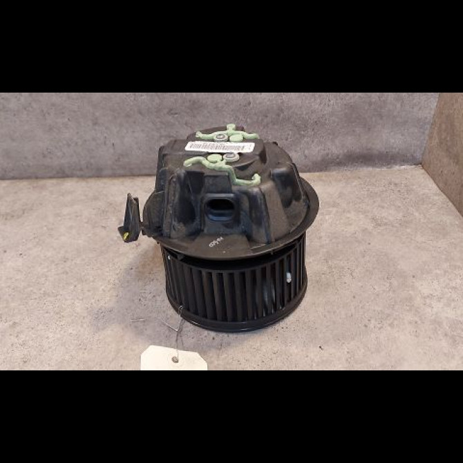 Ventilateur de chauffage occasion DACIA DUSTER Phase 1 03-2010->12-2013 1.5 DCI 8v 110ch 272106020R 1