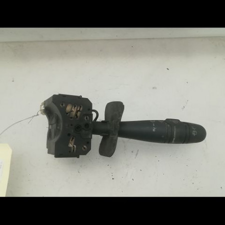 Commande essuie glace occasion RENAULT SCENIC I Phase 1 09-1996->08-1999 7701047263