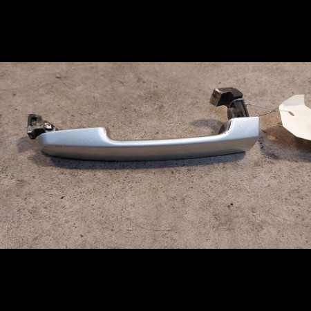 Poignee ext porte avg occasion TOYOTA COROLLA IX phase 2 07-2004->08-2007 1.4 D 90ch 6921105903