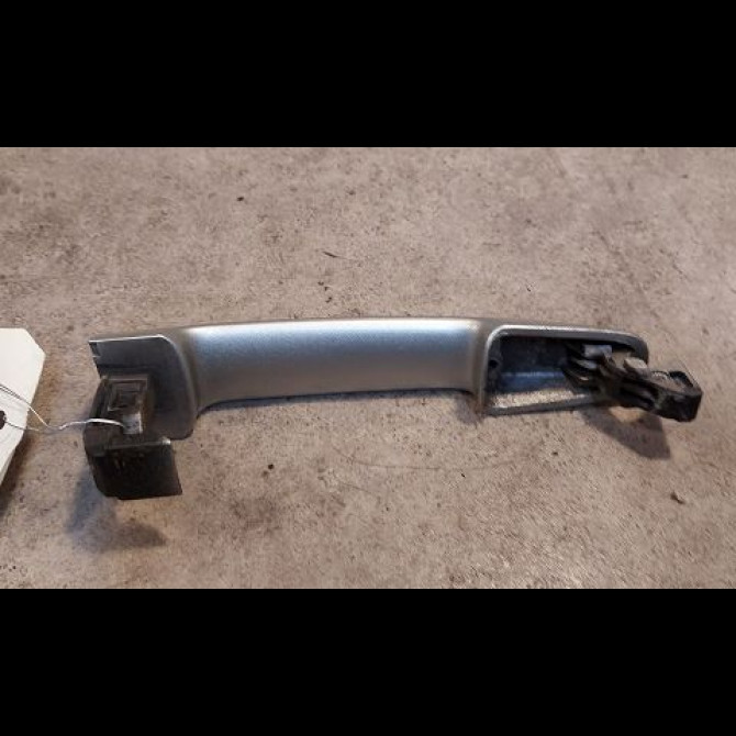 Poignee ext porte avd occasion TOYOTA COROLLA IX phase 2 07-2004->08-2007 1.4 D 90ch 6921105903 2