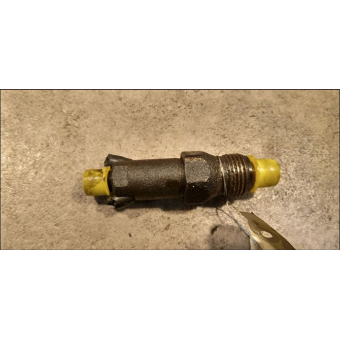 occasion RENAULT CLIO I Phase 1 06-1990->03-1994 1.9 D 7701033826 1