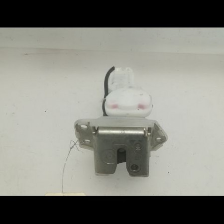 Serrure hayon occasion OPEL AGILA II Phase 1 03-2008->12-2014 1.0i 65ch 93195922