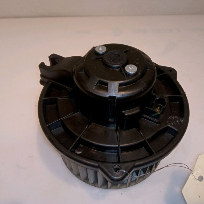 Ventilateur de chauffage occasion TOYOTA COROLLA VERSO II Phase 1 05-2004->06-2007 136 D-4D 871300F061 2