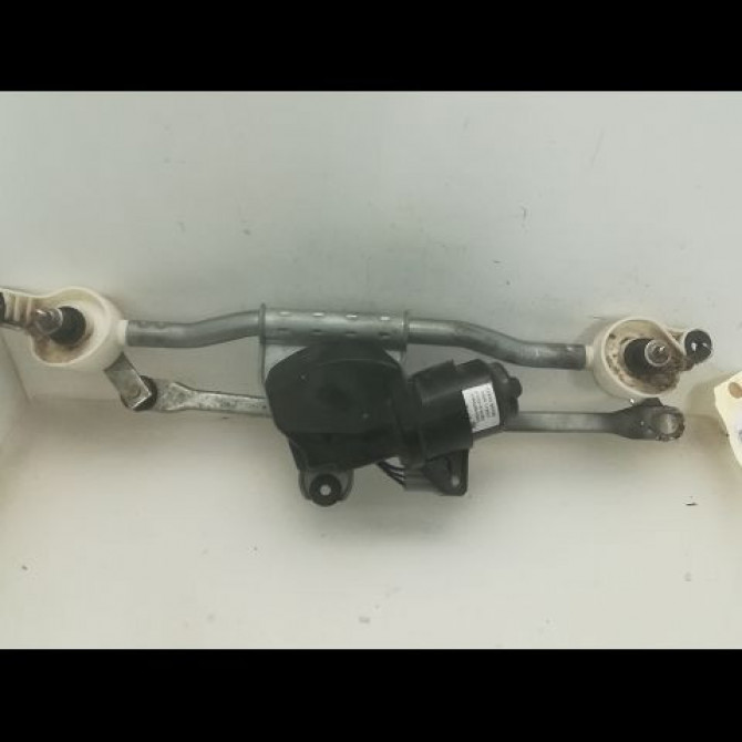 Moteur essuie-glace avant occasion OPEL AGILA II Phase 1 03-2008->12-2014 1.0i 65ch 95517285 1
