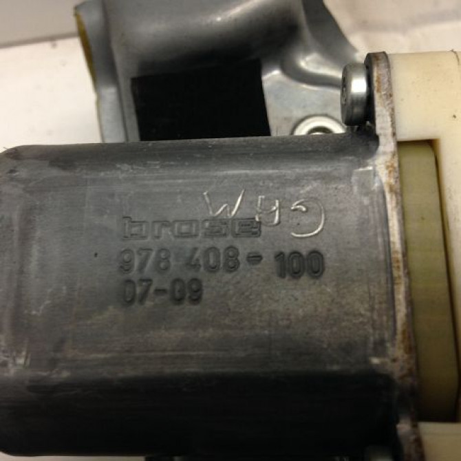 Mecanisme + moteur lève-glace avant droit occasion RENAULT LAGUNA III Phase 1 10-2007->10-2010 2.0 DCI 130ch 807000002R 4