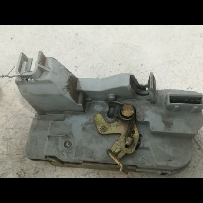 Serrure porte arg occasion PEUGEOT 307 Phase 2 06-2005->03-2008 1.6 HDI 16v 90ch 9137E4 2