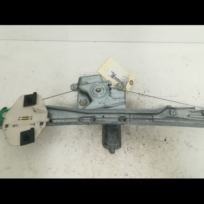 Mecanisme+moteur leve-glace ard occasion RENAULT CLIO II Phase 2 06-2001->07-2006 1.5 DCI 80ch 8200232509 2