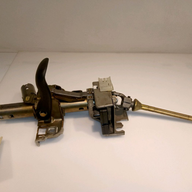 Colonne de direction non assistee occasion RENAULT SCENIC I Phase 2 08-1999->06-2003 1.9 DCI 100ch 7700437790 1