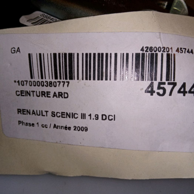 Ceinture arrière droite occasion RENAULT SCENIC III Phase 1 04-2009->11-2011 1.9 DCI 130ch 888400015R 4