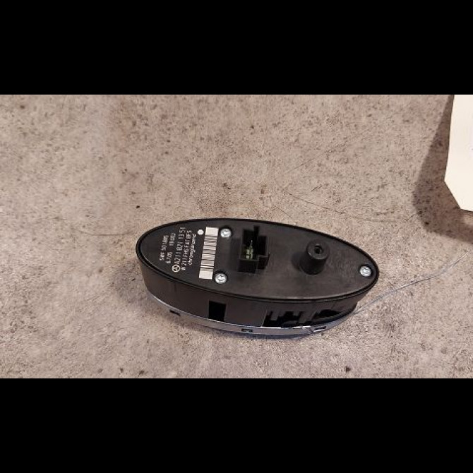 Commande lève-glace porte avant droite occasion MERCEDES CLASSE E III Phase 1 03-2002->06-2006 E280CDi FAP 177ch 2