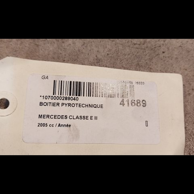 Boitier pyrotechnique occasion MERCEDES CLASSE E III Phase 1 03-2002->06-2006 E280CDi FAP 177ch 2118705885 2