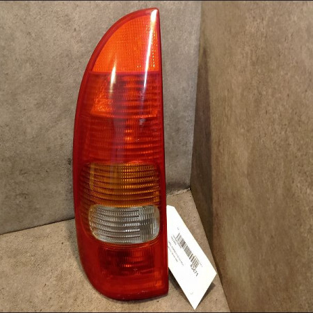 Feu arrière gauche occasion OPEL CORSA II Phase 2 04-1997->10-2000 1.0i 12v 55ch 90444809