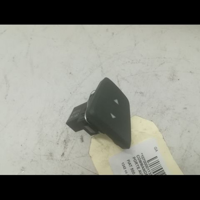 Commande lève-glace porte avant gauche occasion FIAT 500 II phase 2 04-2014->... 1.2i 69ch 735482601 1