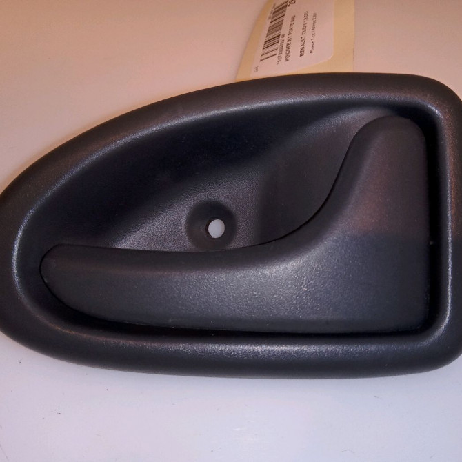Poignee int porte avd occasion RENAULT CLIO II Phase 1 03-1998->06-2001 1.9 DTI 1