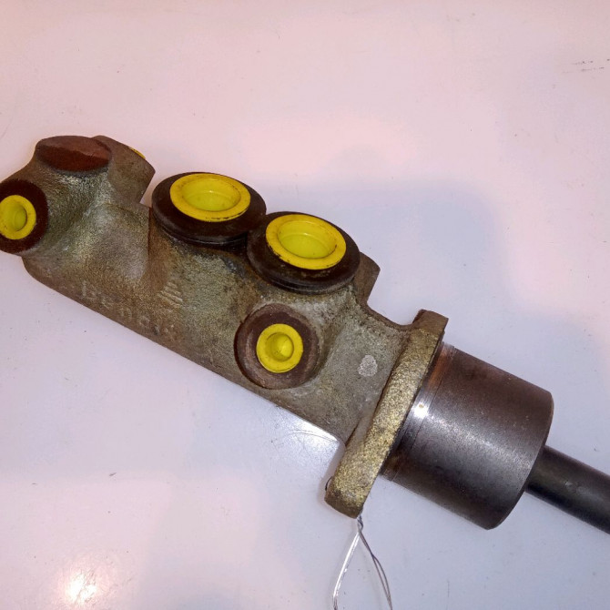 Maitre cylindre occasion FIAT PUNTO I Phase 1 11-1993->10-1999 1.1i 54ch 71738446 1