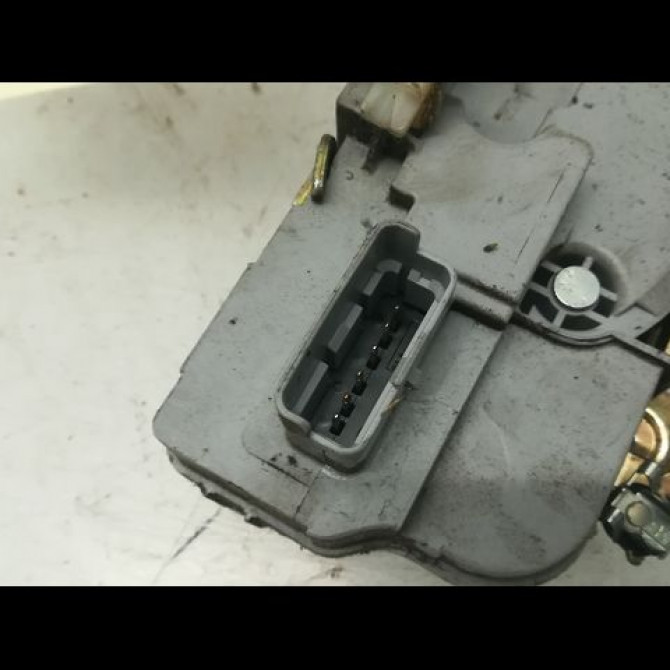 Serrure porte avd occasion PEUGEOT PARTNER I Phase 2 11-2002->05-2008 1.6 HDI 90ch 9136J4 3