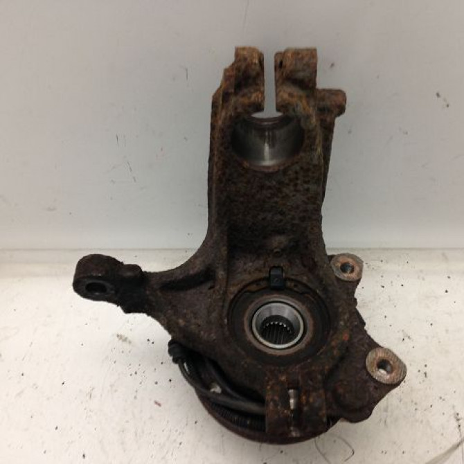 Moyeu avg occasion CITROEN C3 I Phase 1 04-2002->10-2005 1.1i 335086 2