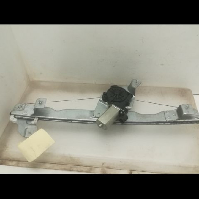 Mecanisme+moteur leve-glace avg occasion DACIA SANDERO I Phase 1 06-2008->10-2012 1.5 DCI 90ch 8200733829 1